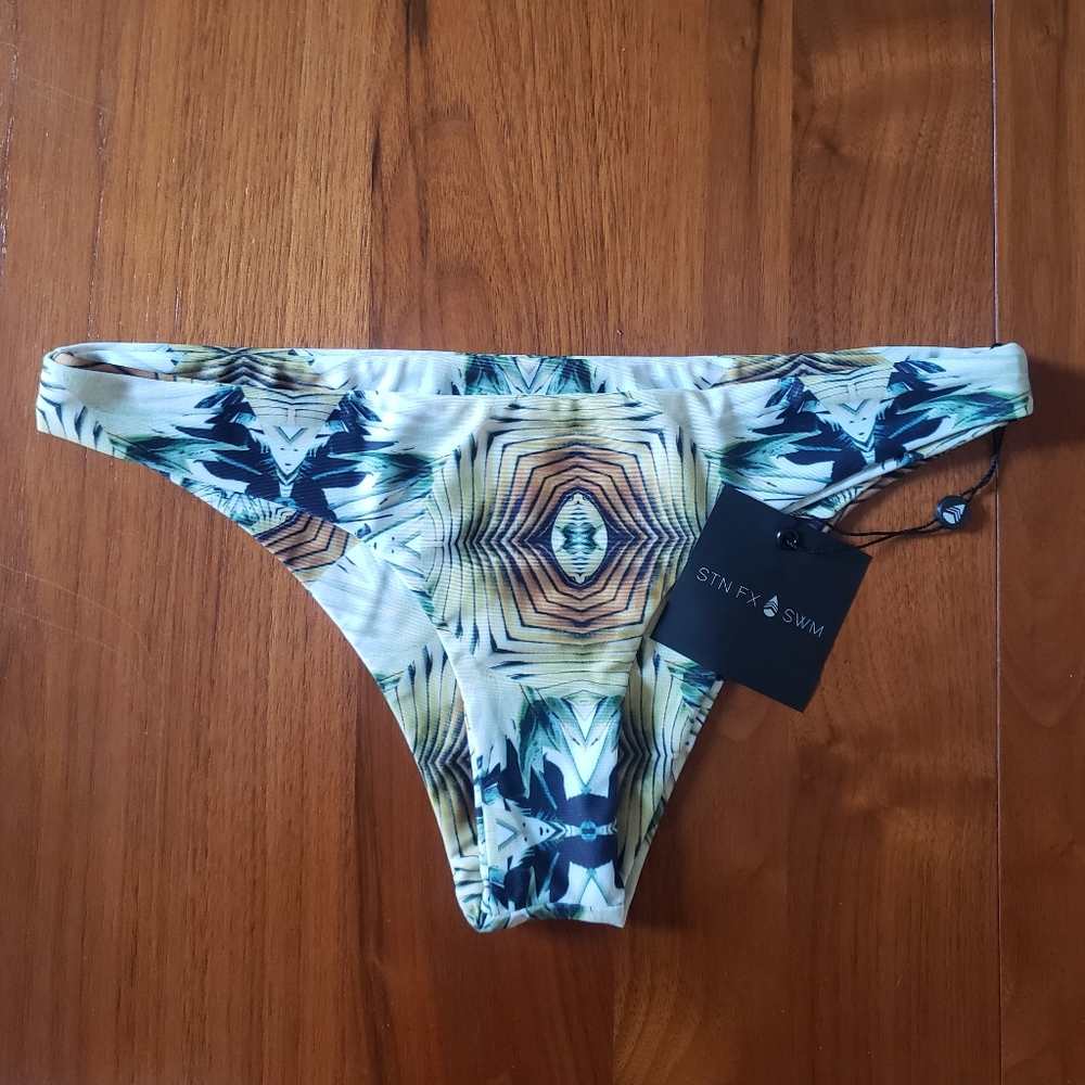 Stone Fox Swim Malibu Bottom Ombre Palms BNWT